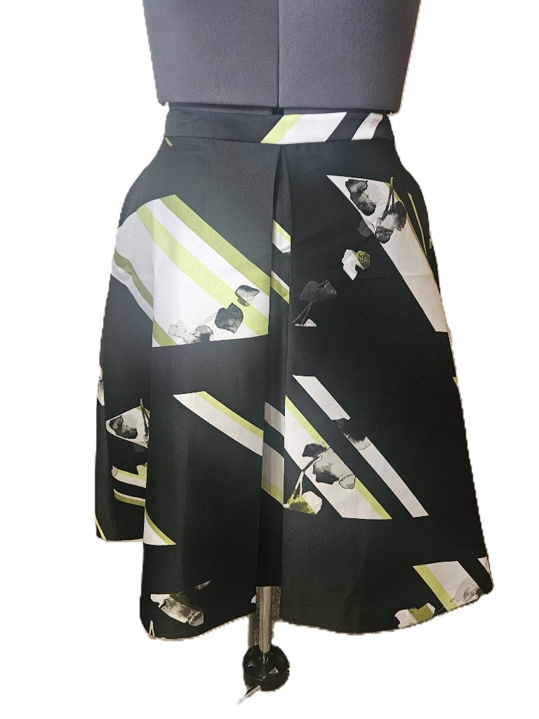 Lane Bryant A-Line Skirt With Pockets Sz 18